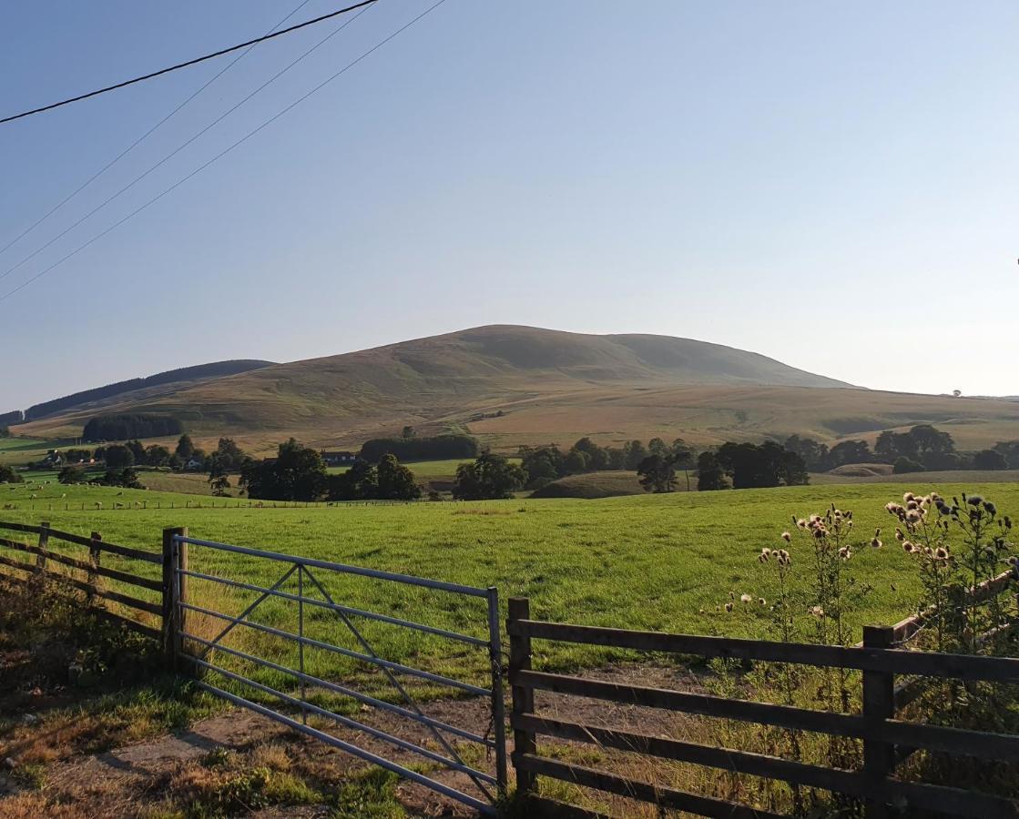 The Granary At Tinto Retreats, Biggar Is A Gorgeous 3 Bedroom Stone Cottage Wiston  Luaran gambar